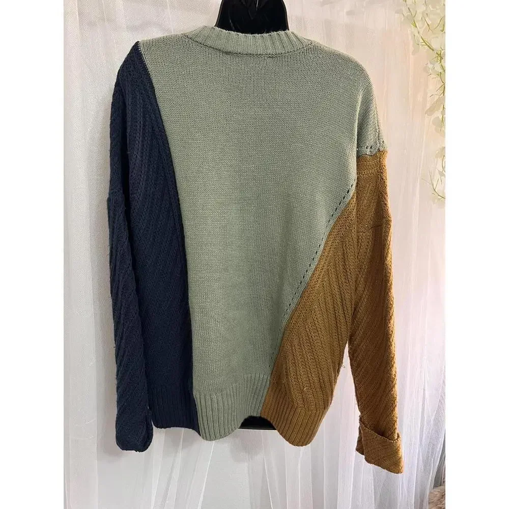 Colorblock V-Neck Knit Sweater‎ - Medium